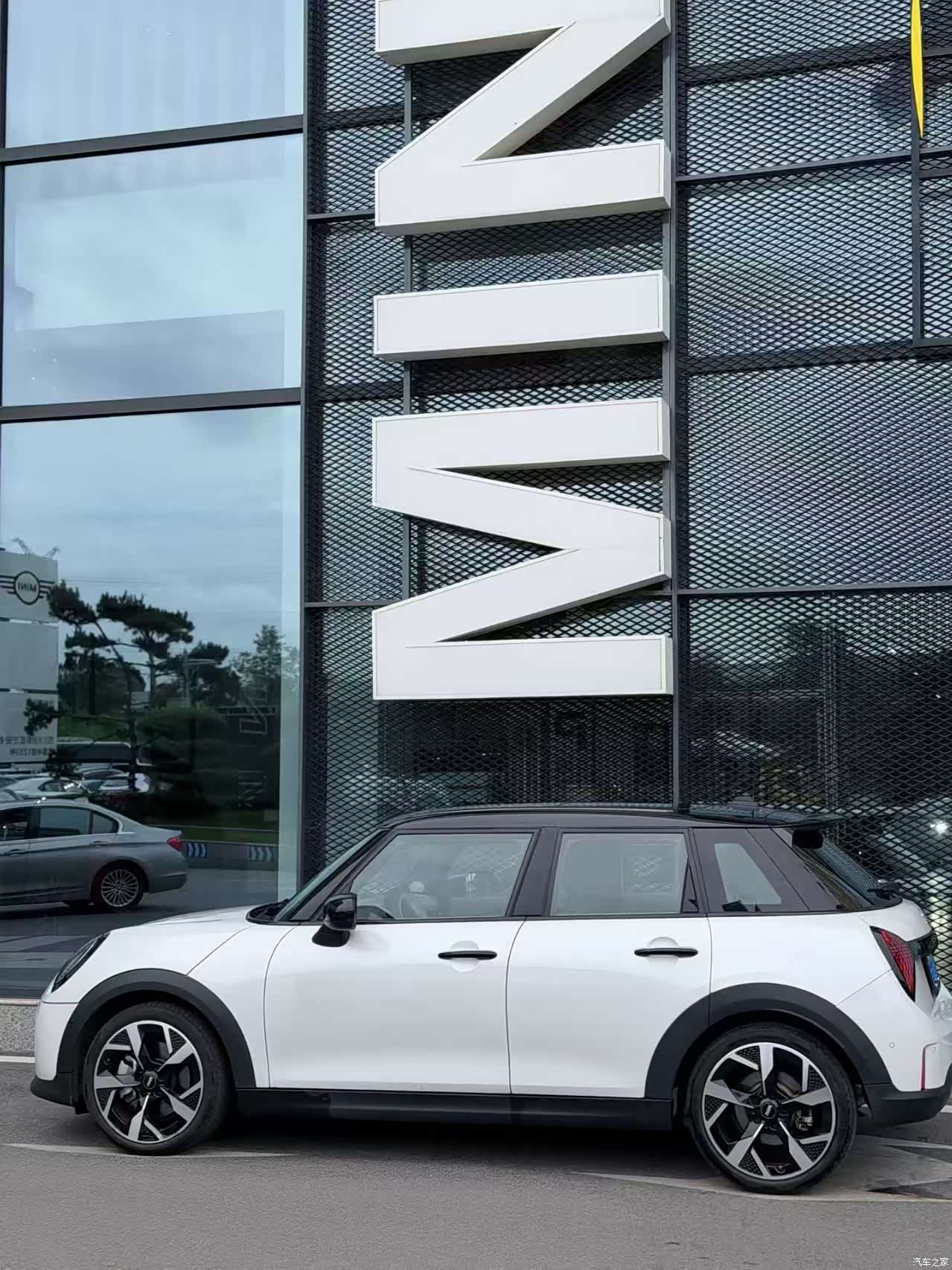 Mini Cooper, 2024 12