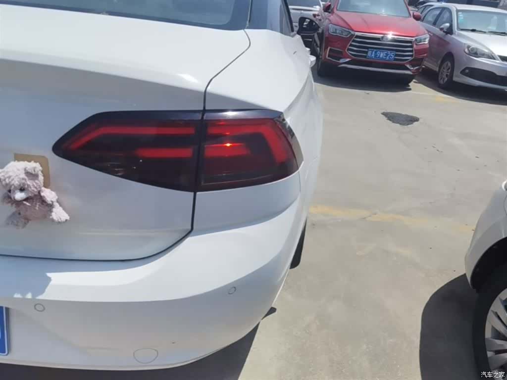 Volkswagen Lamando, 2016 8