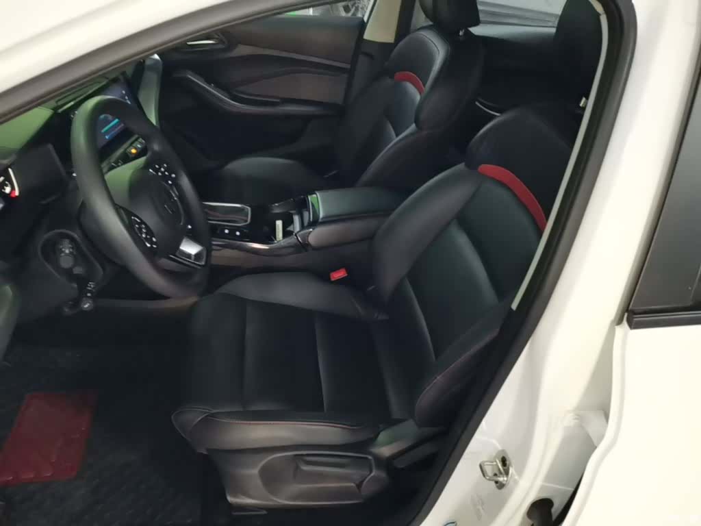 MG MG5, 2023 15