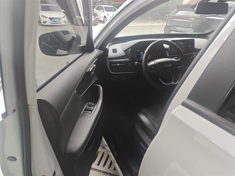Chery Tiggo 8