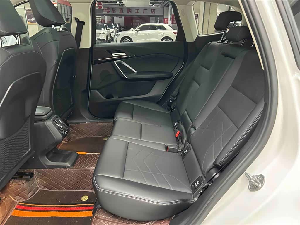 BMW X1, 2023 15