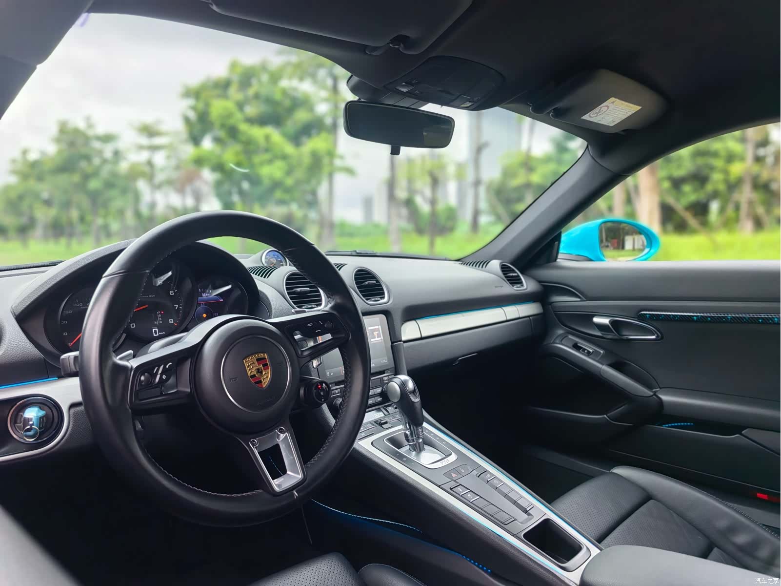 Porsche Cayman, 2017 12