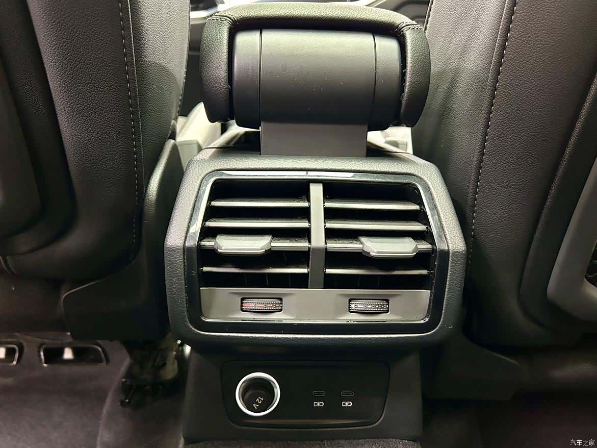 Audi Q3, 2023 21