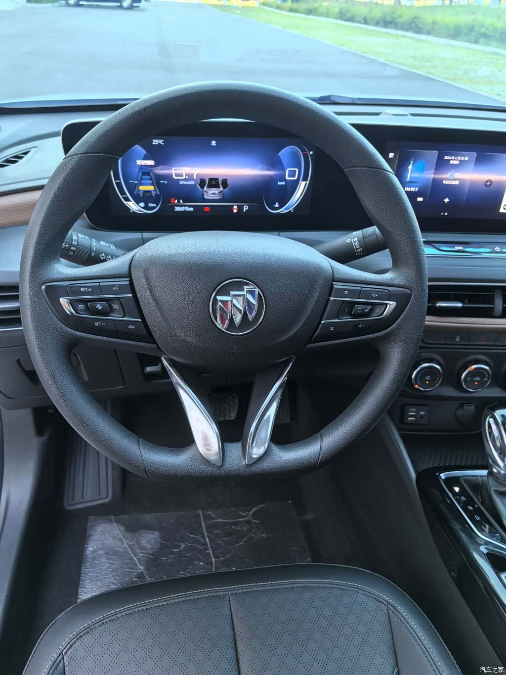 Buick Verano, 2023 3