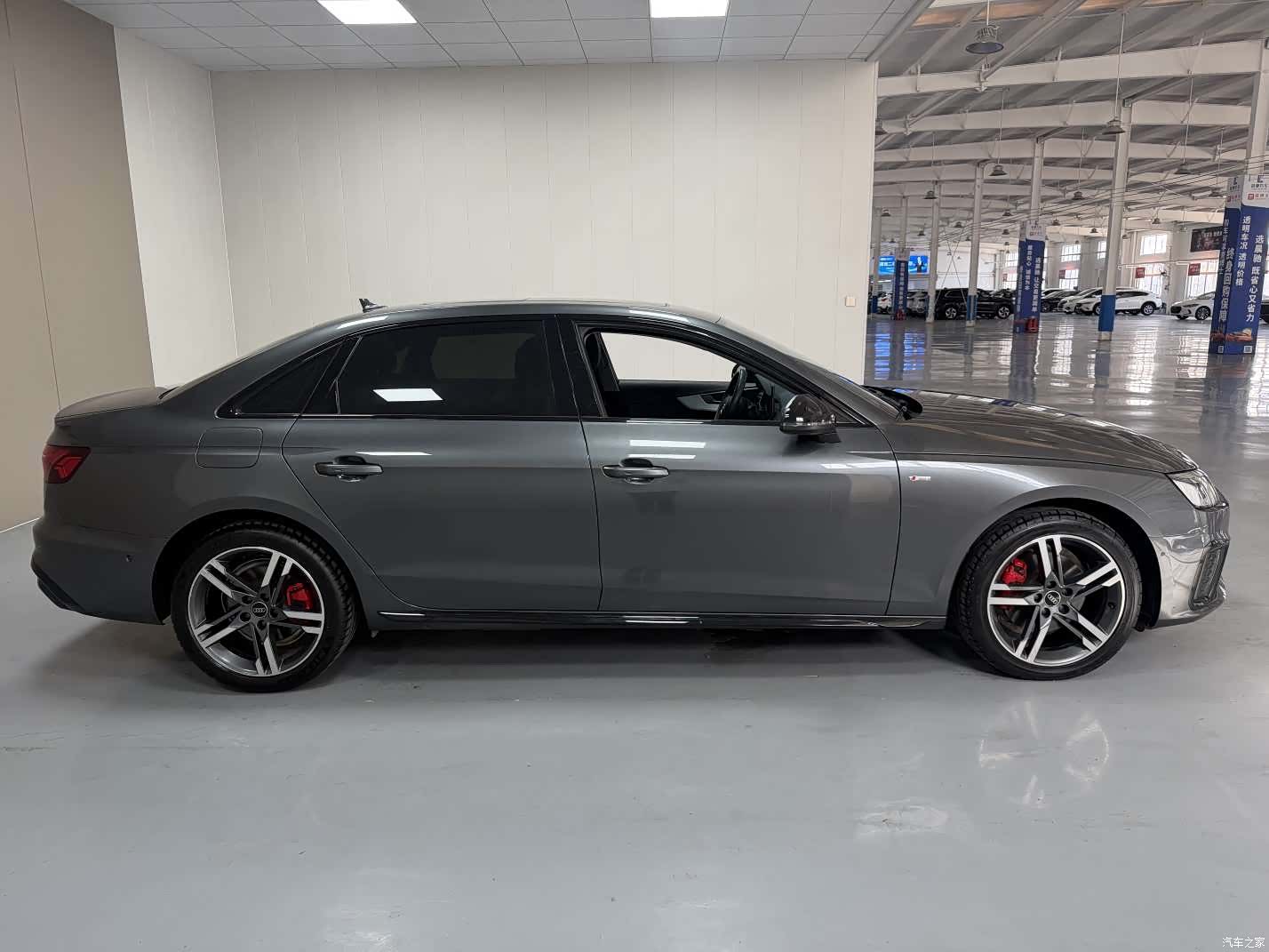 Audi A4L, 2023 13