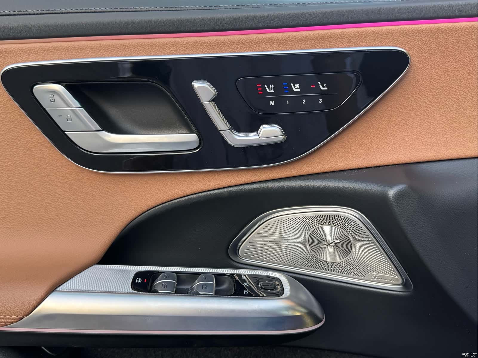 Mercedes-Benz E-Class, 2026 12