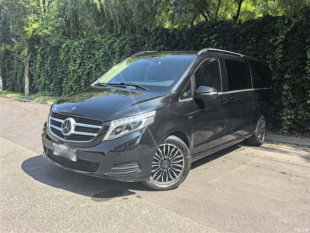 Mercedes-Benz V-Class, 2018 1