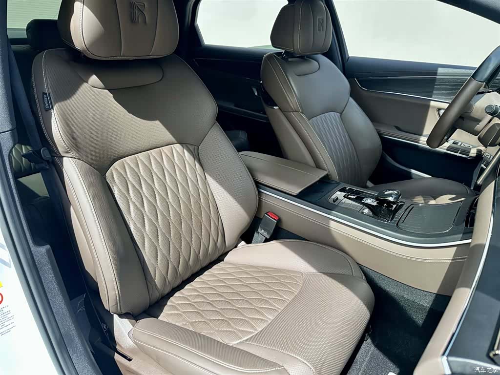 BYD Han, 2022 7
