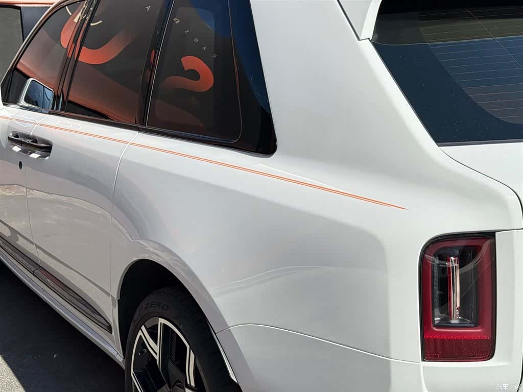 Rolls-Royce Cullinan, 2025 21