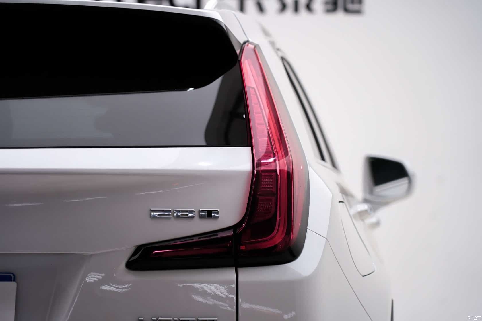 Cadillac XT4, 2021 23