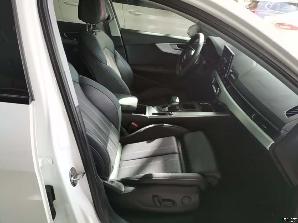 Audi A4L, 2022 25