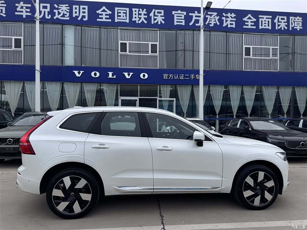 Volvo XC60, 2024 3