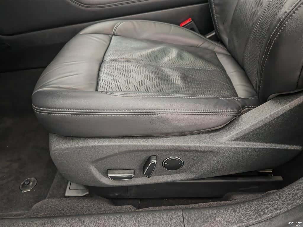 Ford Taurus, 2021 20