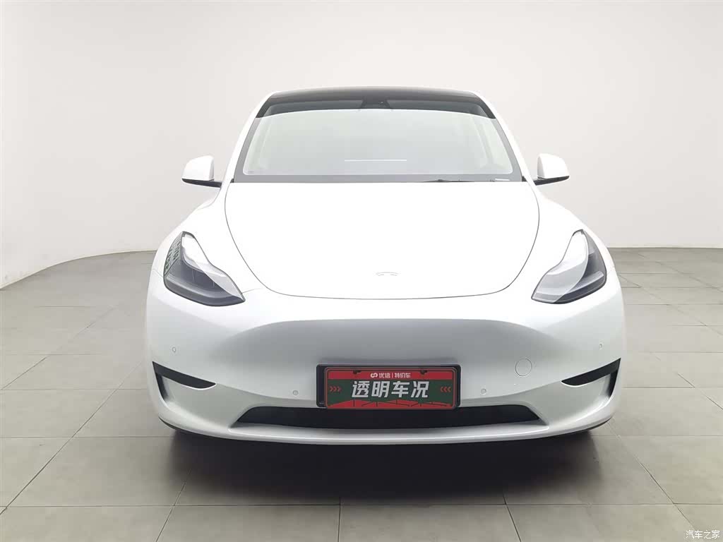 Tesla Model Y, 2024 3
