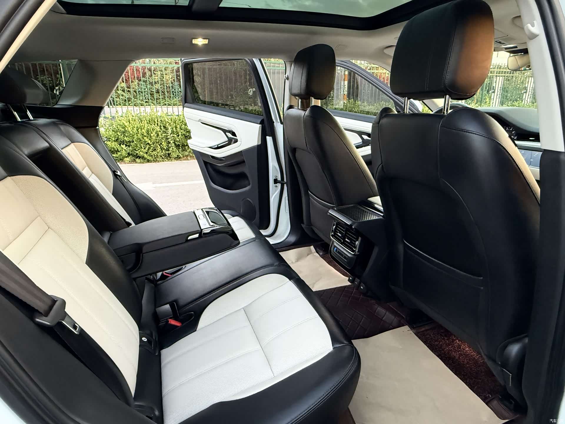 Land Rover Range Rover, 2022 14