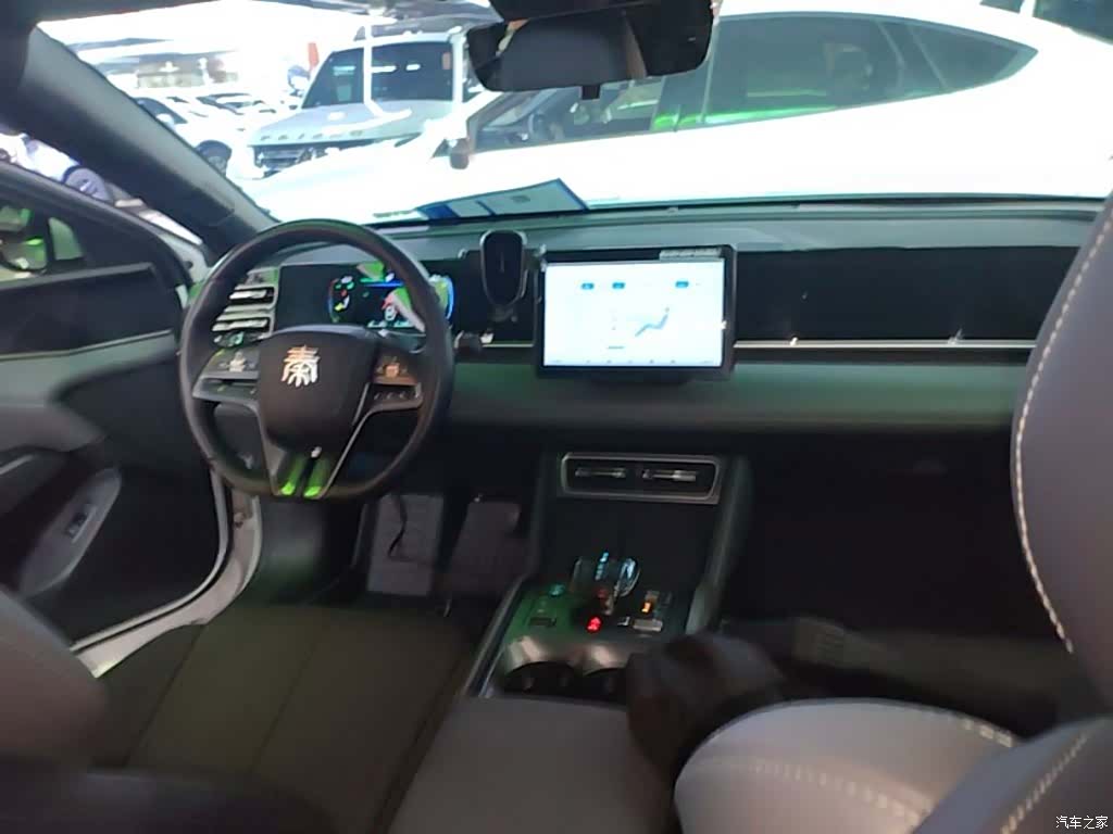 BYD Qin, 2024 10