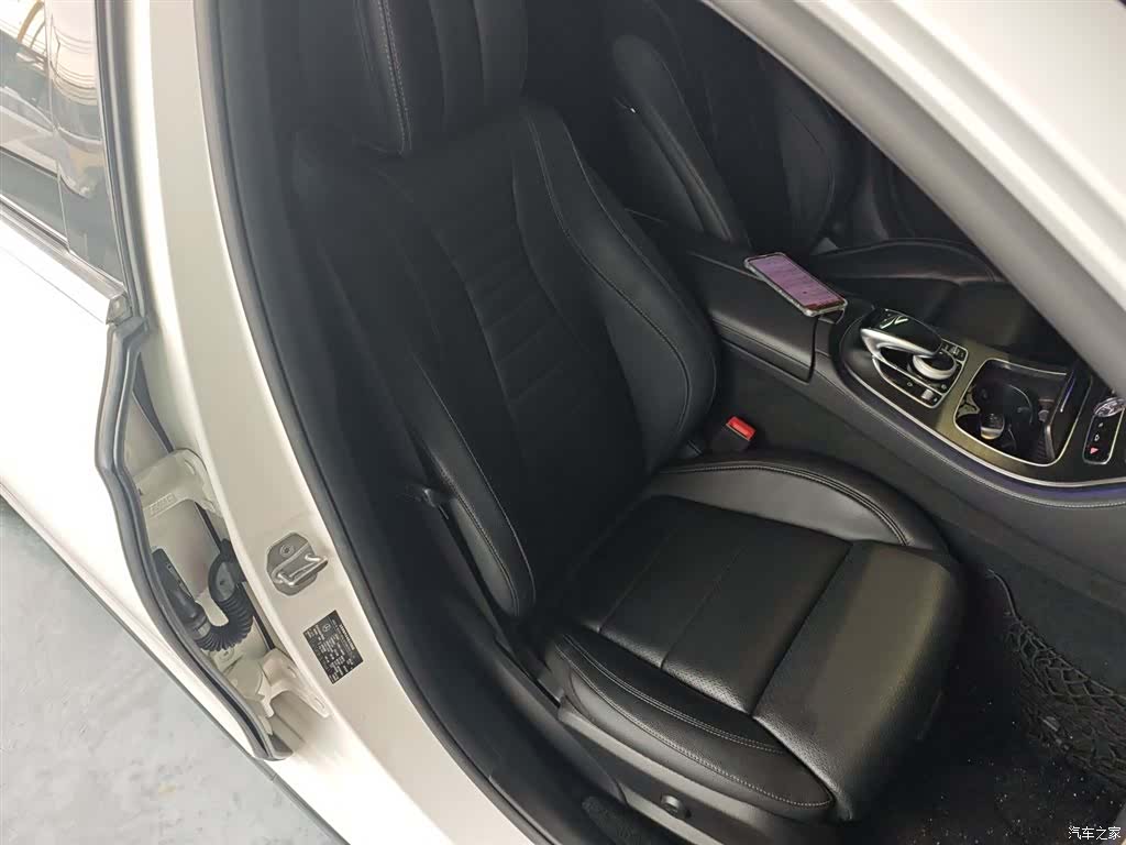 Mercedes-Benz E-Class, 2018 20