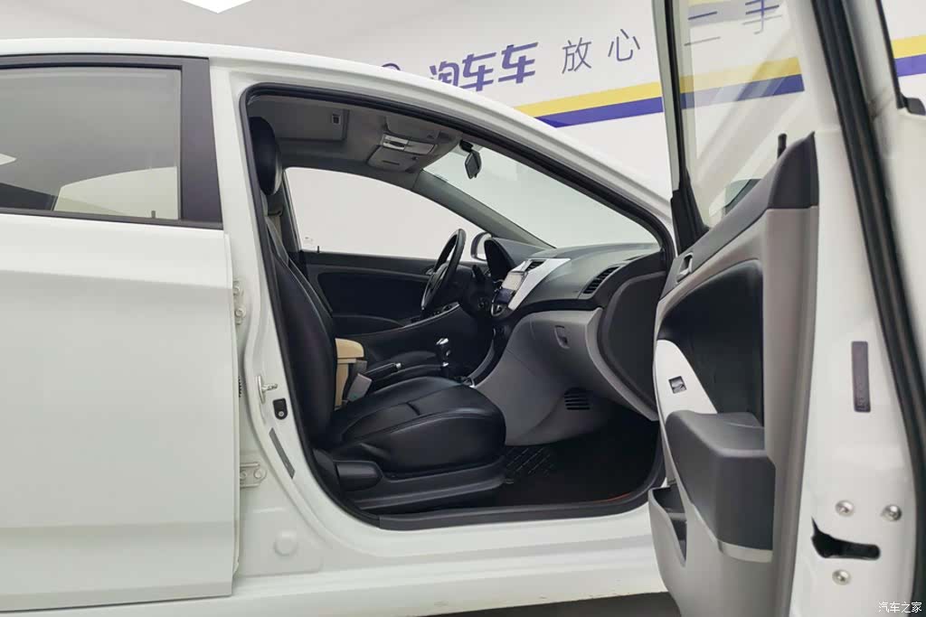 Hyundai GLS, 2016 8