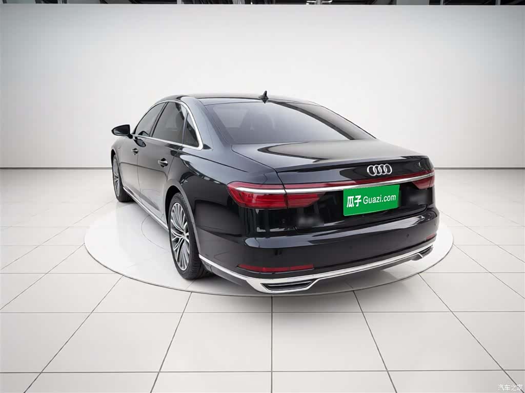 Audi A8L, 2021 4