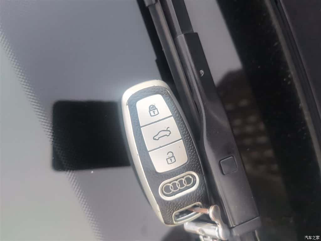 Audi A8L, 2021 9