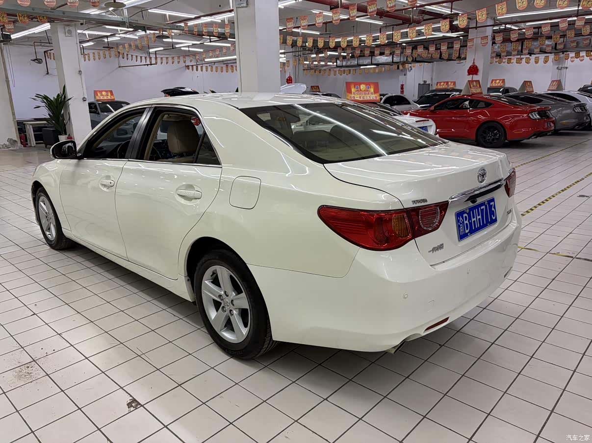 Toyota 2.5V, 2012 7