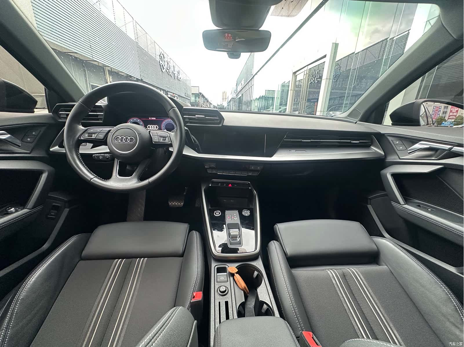 Audi A3, 2022 все фото