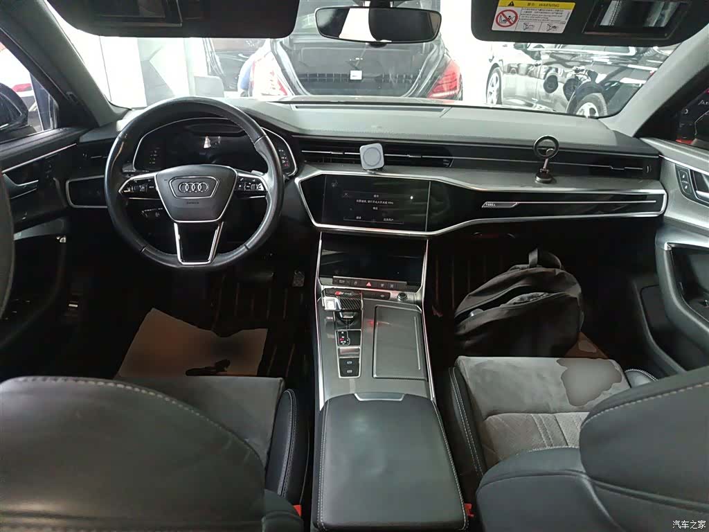 Audi A6L, 2022 10