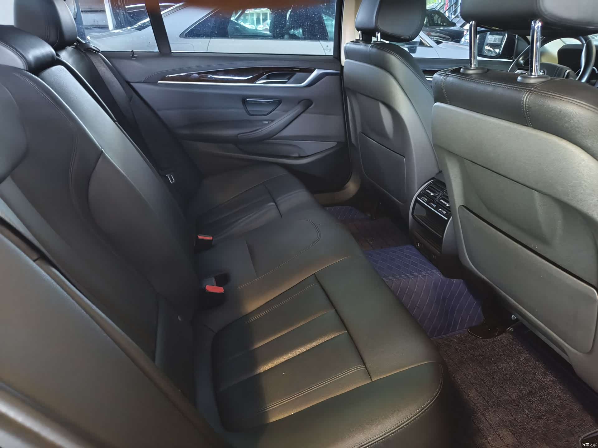 BMW 5 Series, 2018 12