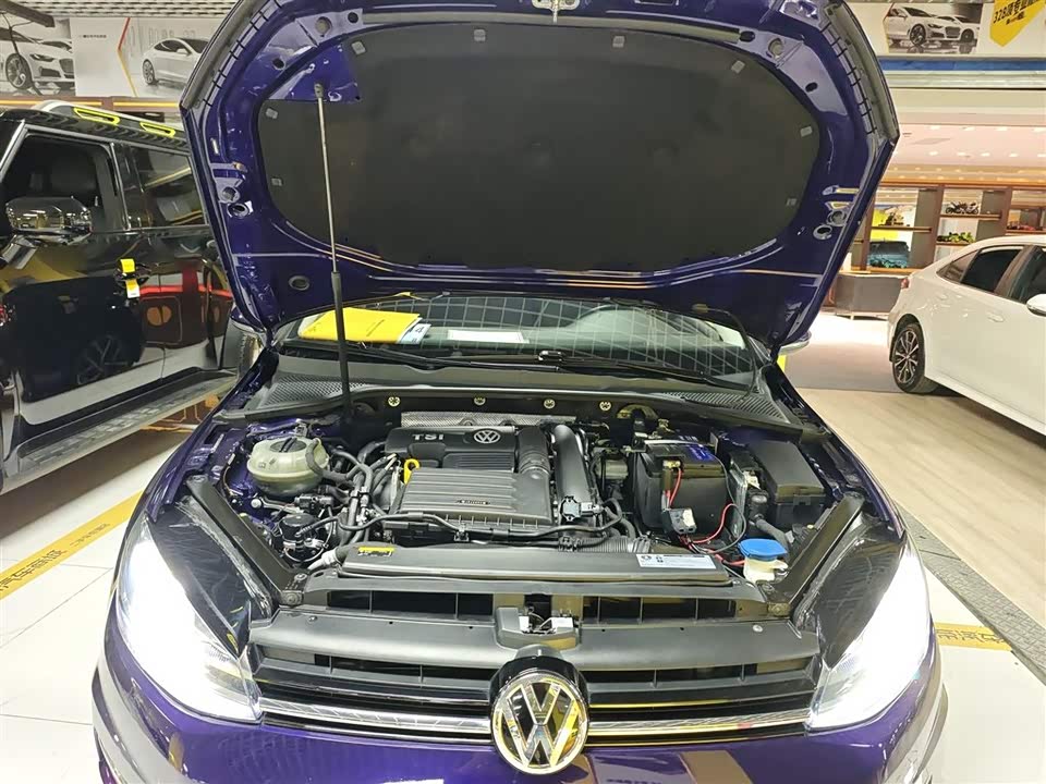 Volkswagen golf