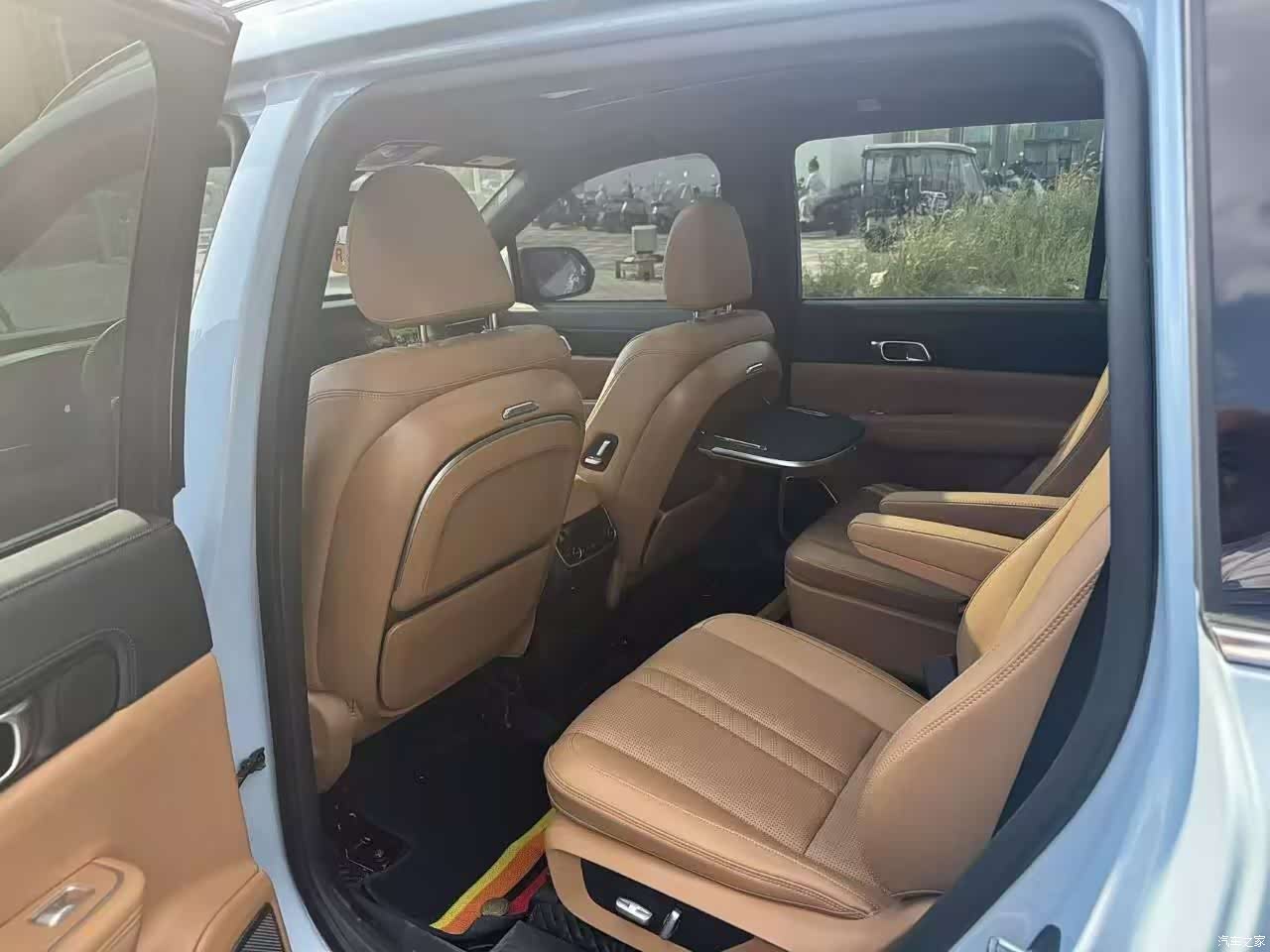 Li Auto ONE, 2021 все фото