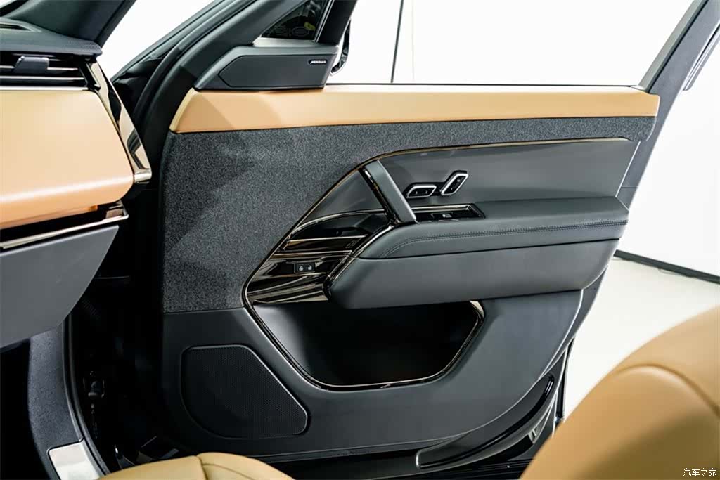 Land Rover Range Rover, 2023 16
