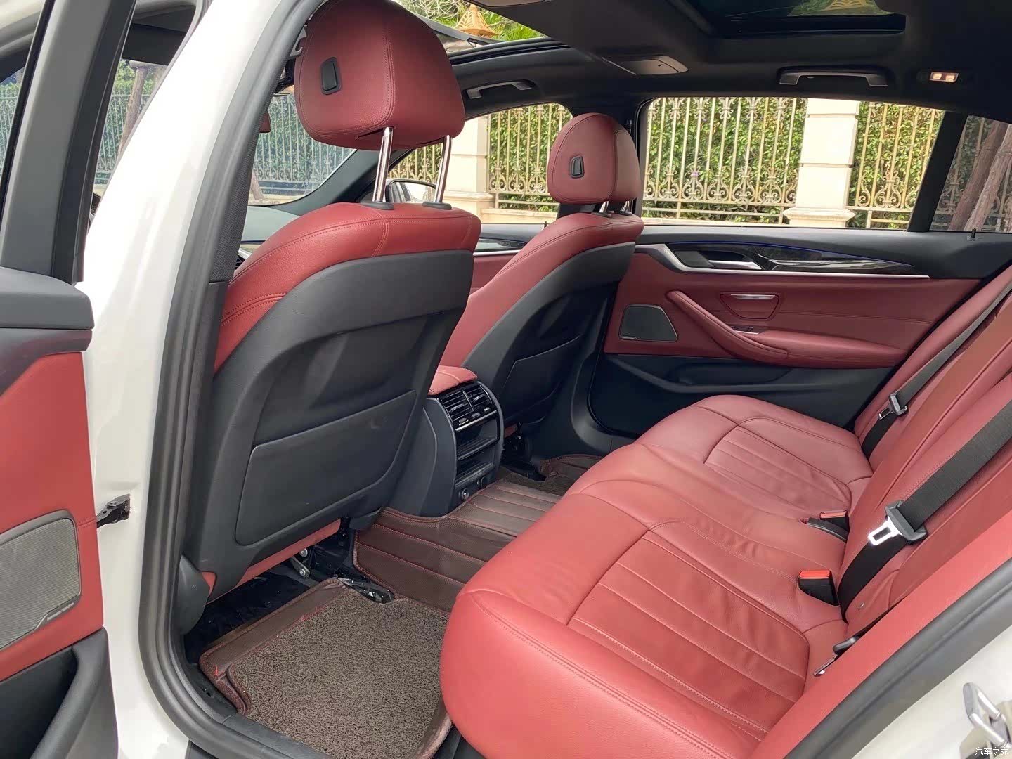 BMW 5 Series, 2018 6