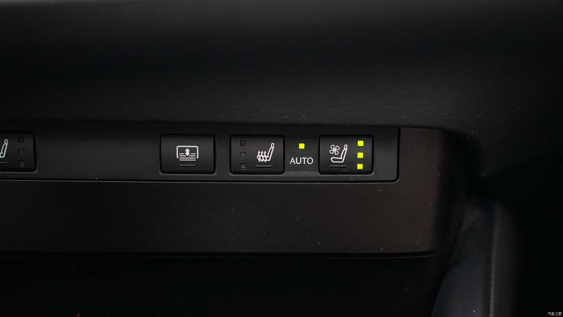 Lexus ES, 2024 16