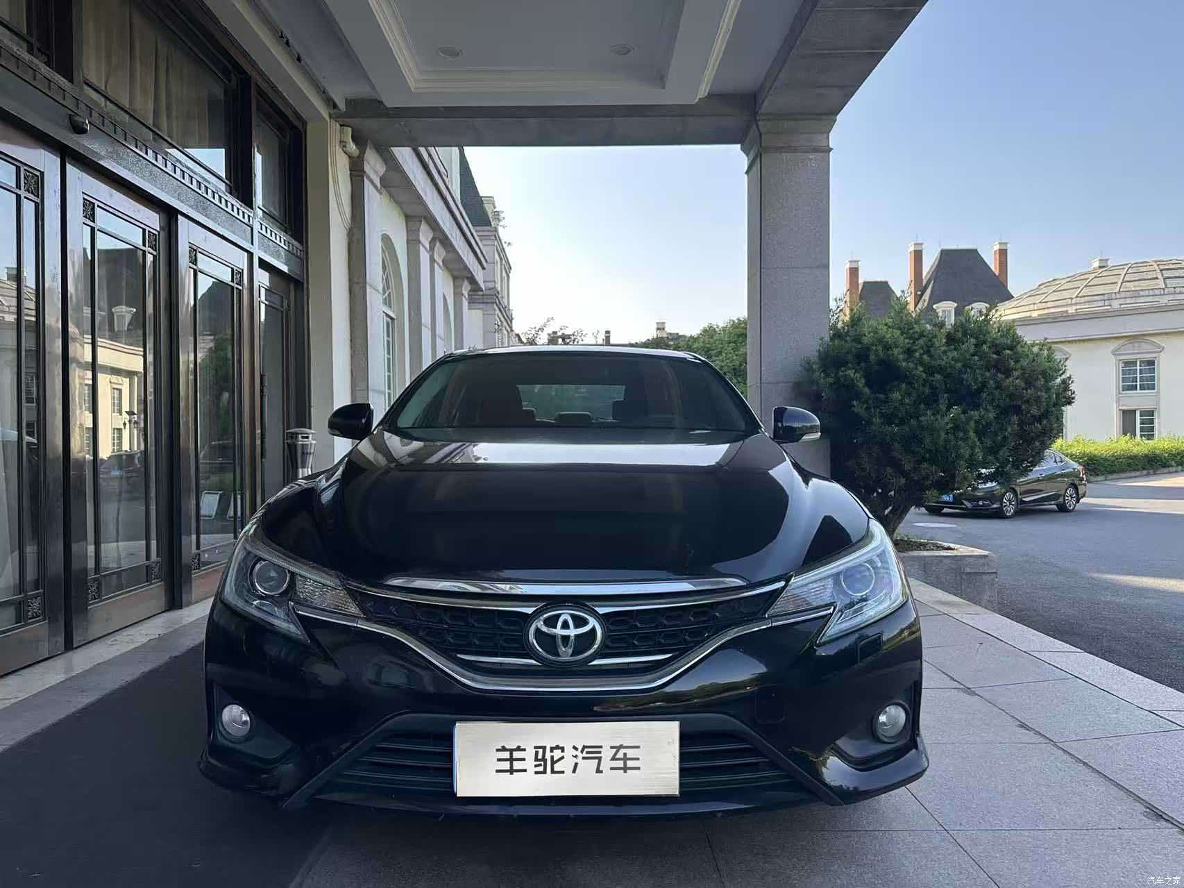 Toyota 2.5V, 2016 2