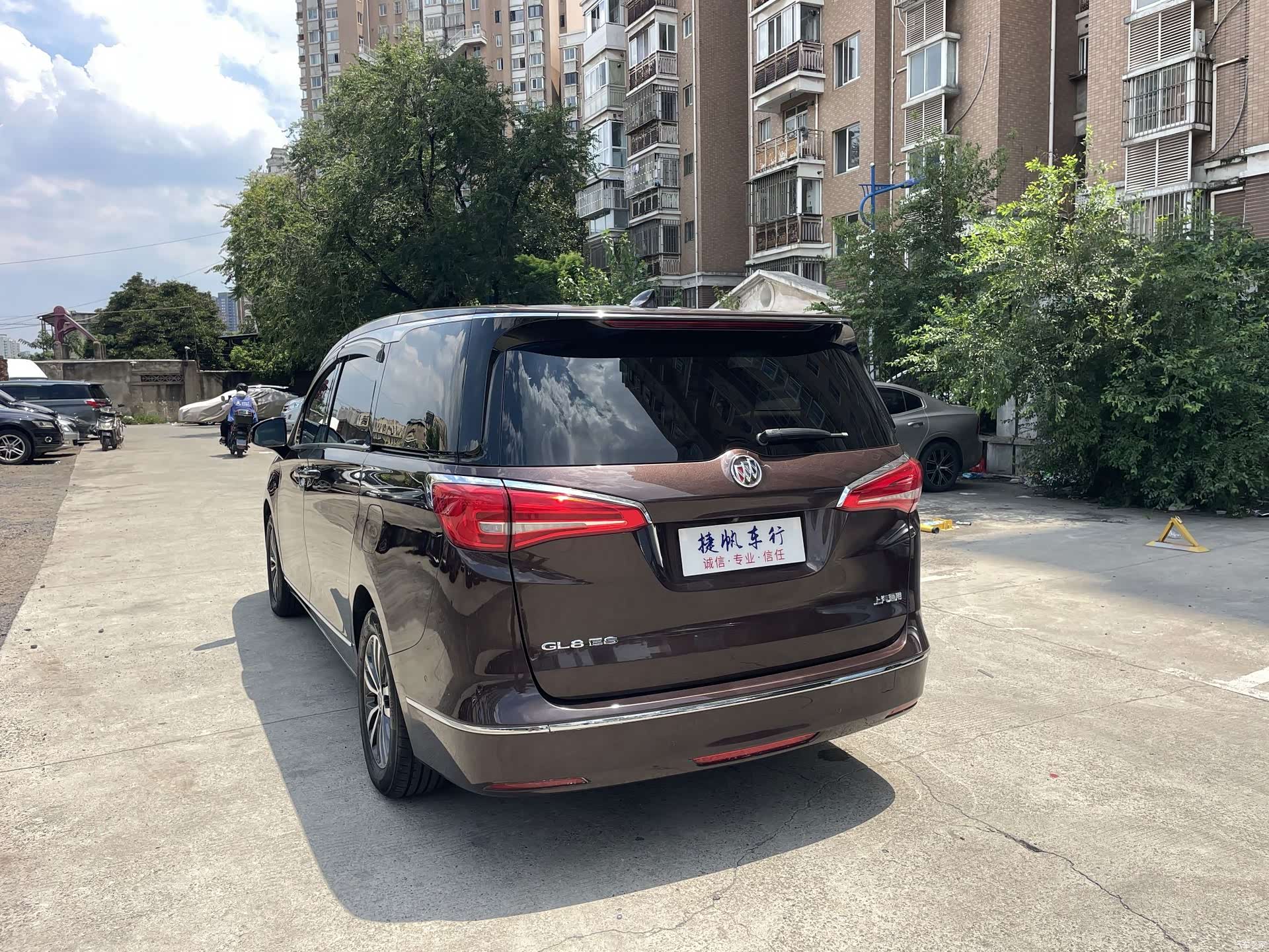Buick GL8, 2017 18