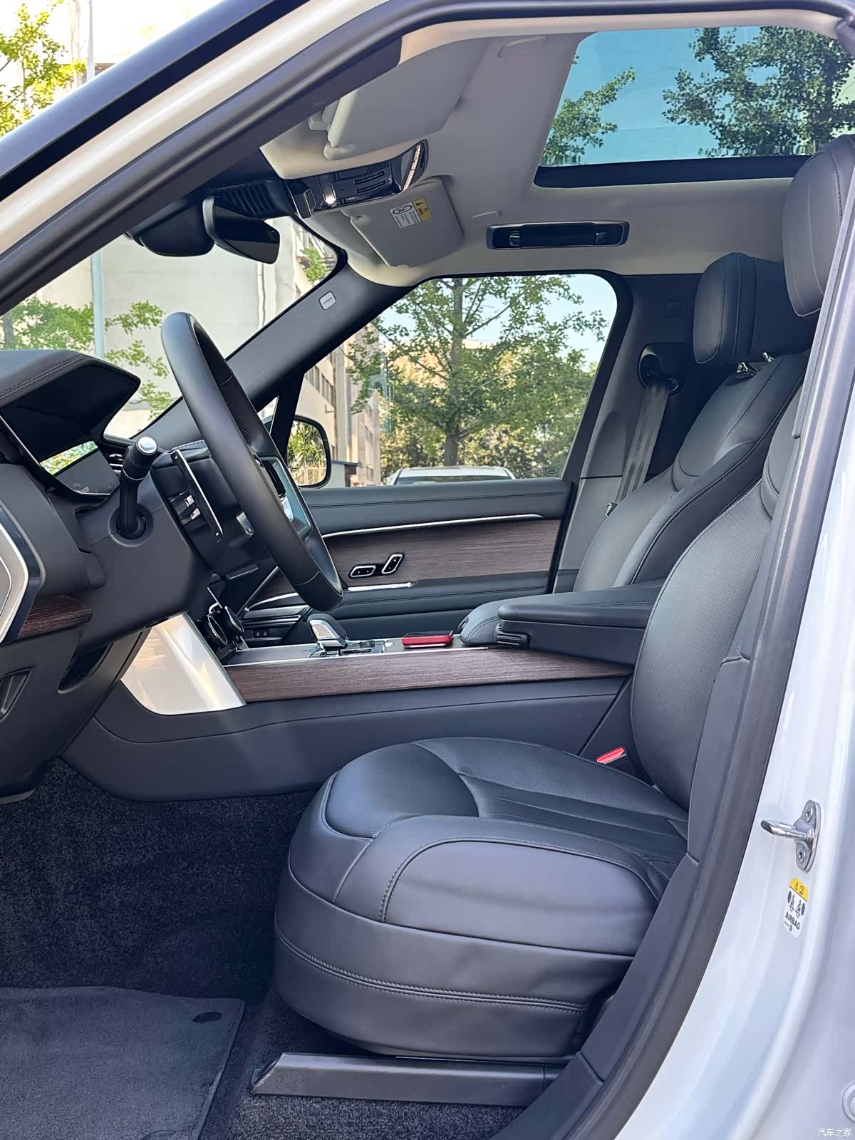 Land Rover Range Rover, 2023 16