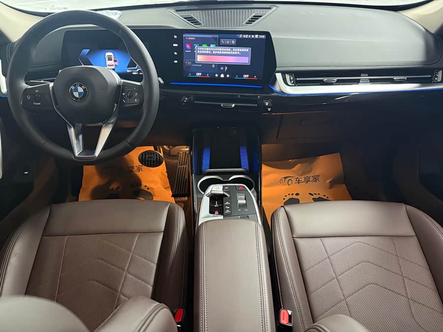 BMW X1 2025, фото 9