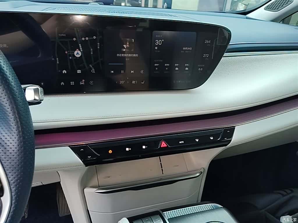 Buick GL8, 2024 13