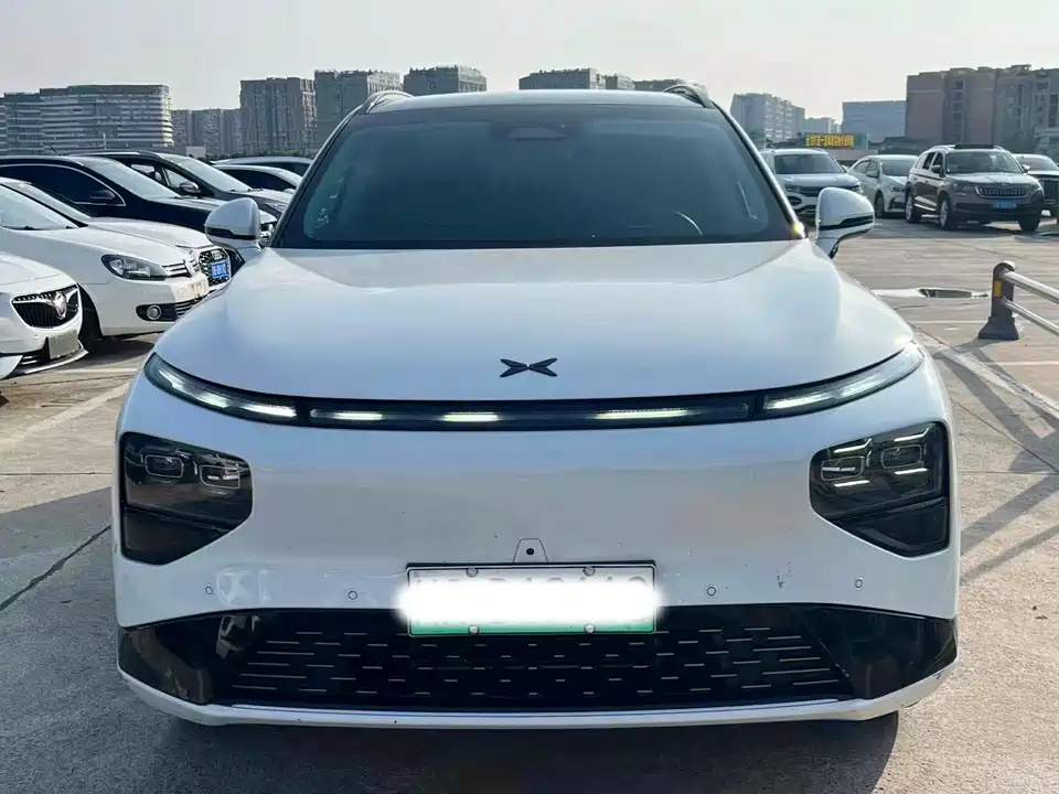 XPENG G9 XPENG G9