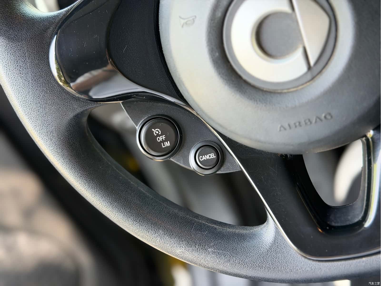 Smart Fortwo, 2018 25