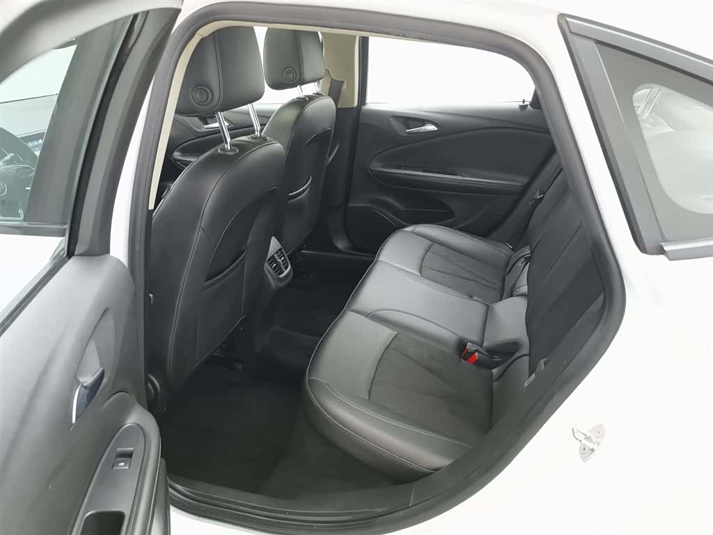 Buick Verano, 2018 15