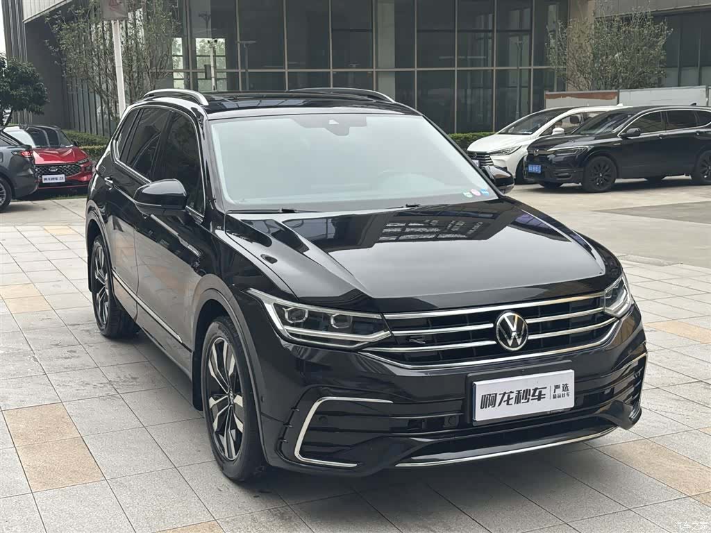 Volkswagen Tiguan L, 2023 4
