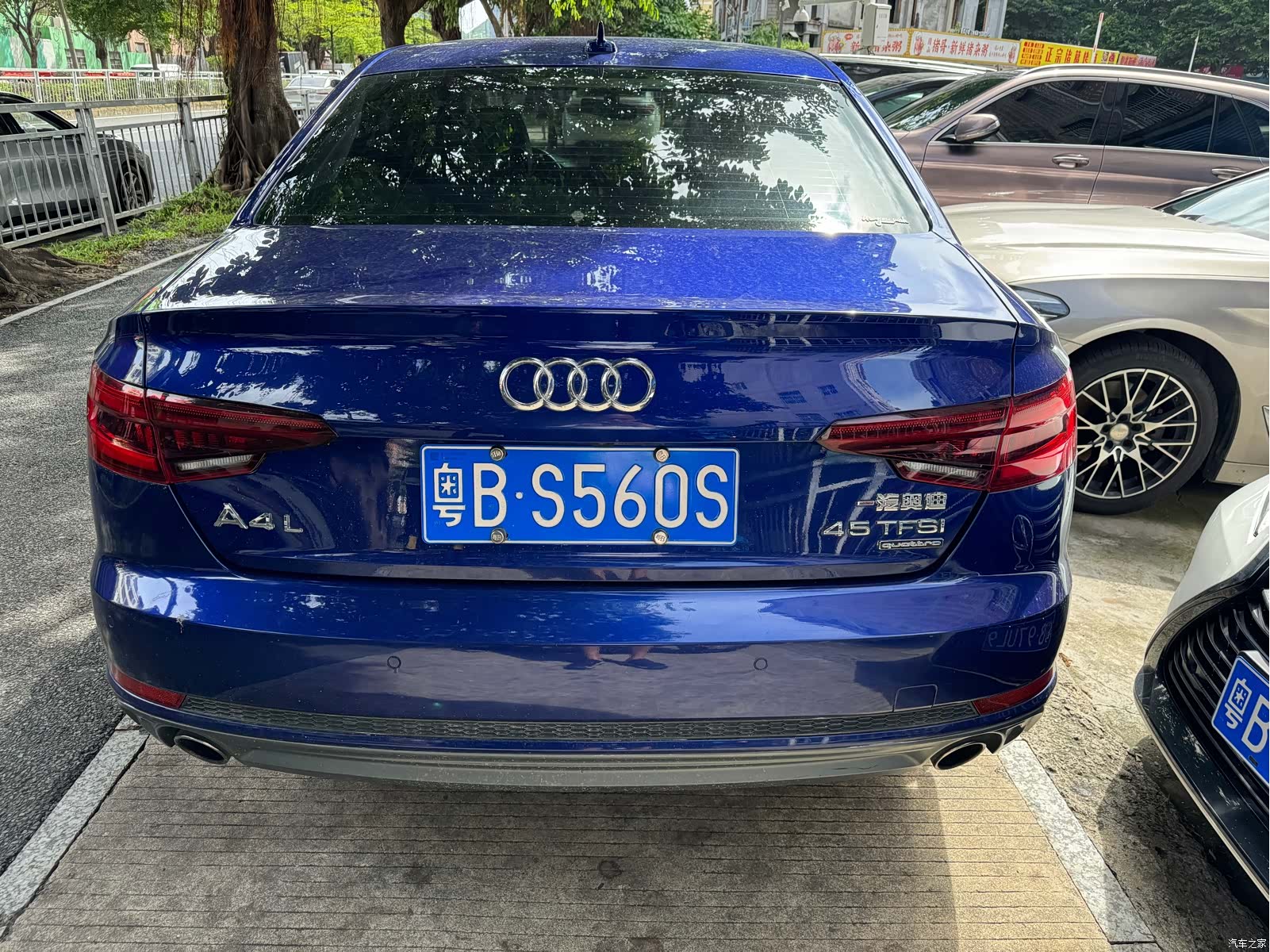 Audi A4L, 2018 все фото