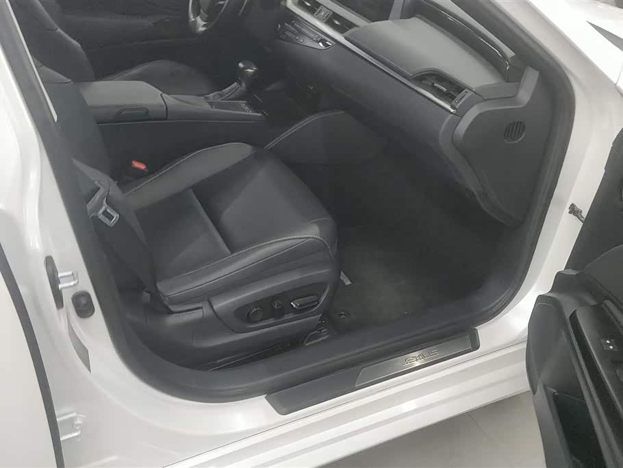 Lexus ES Lexus ES