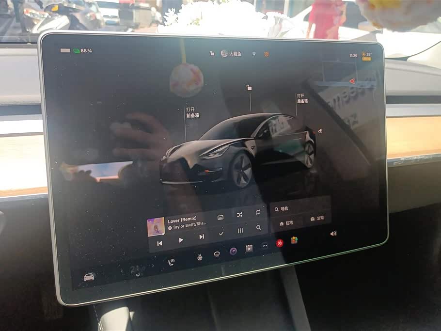 Tesla Model 3 Tesla Model 3