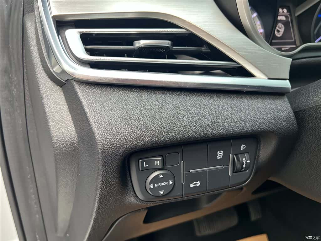 Changan Eado, 2019 8
