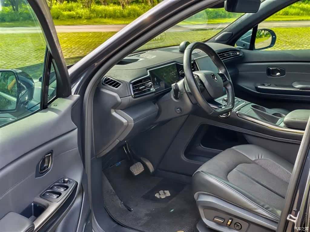 NIO EC6, 2021 4