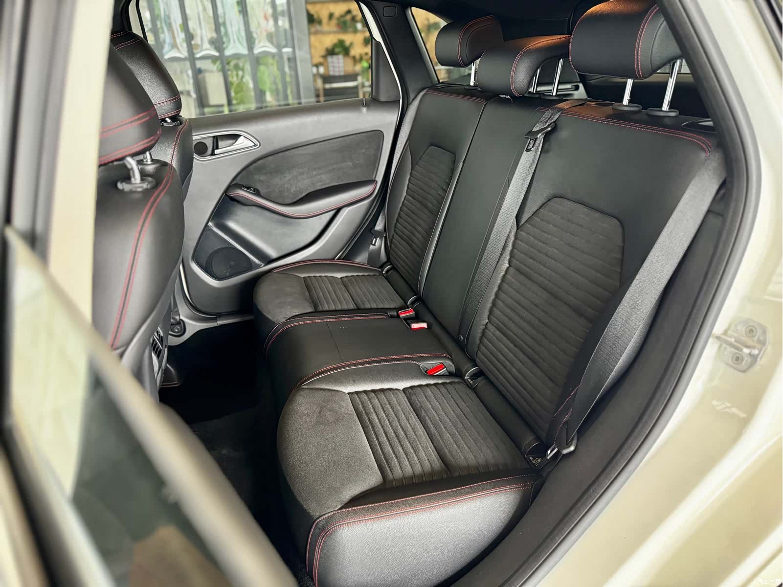 Mercedes-Benz B-Class, 2015 6