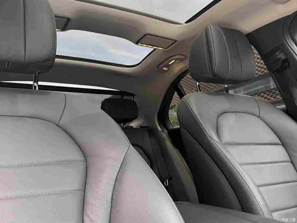 Mercedes-Benz C-Class, 2019 11