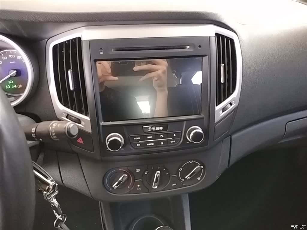 DongFeng AX3, 2016 8